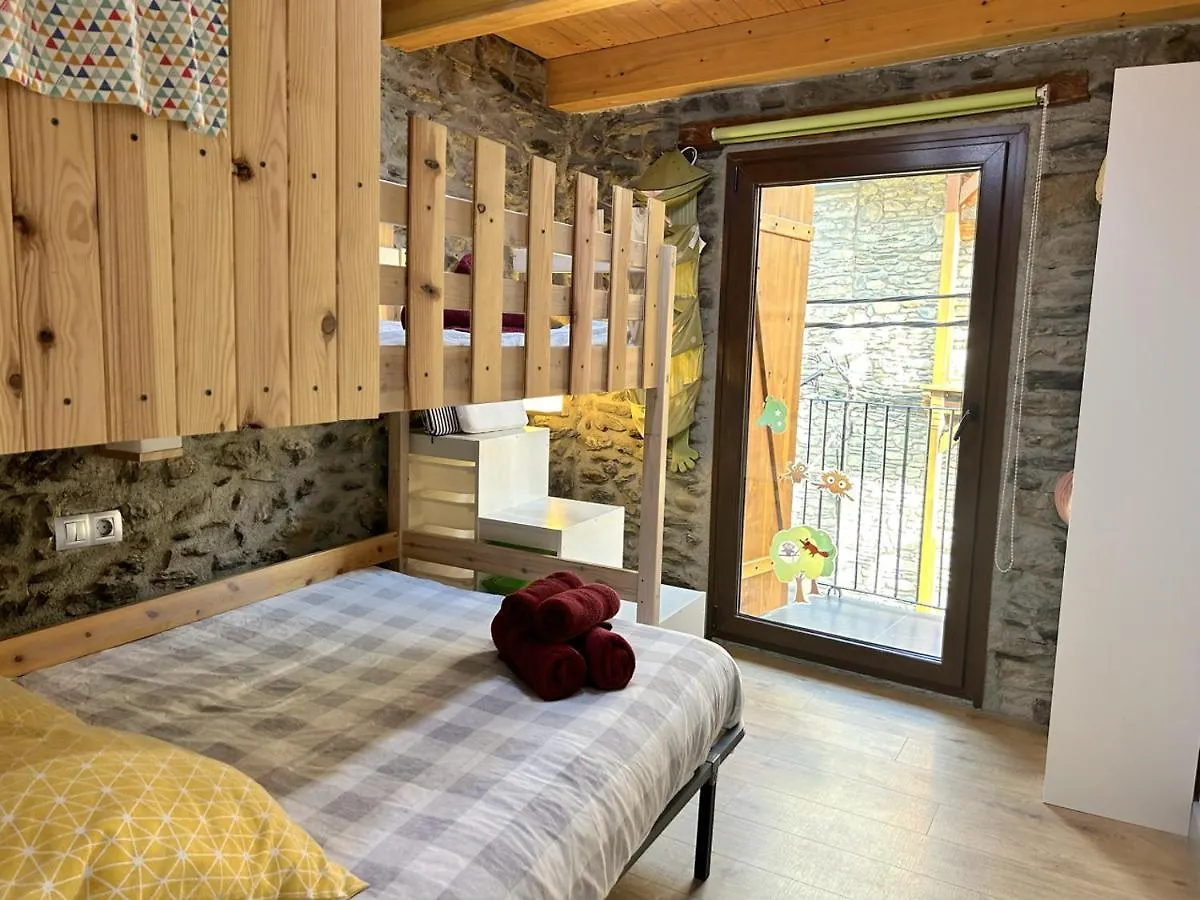 Casa De Muntanya I Familiar Amb Llar De Foc By Rural D'Aneu Villa Escalo Spain